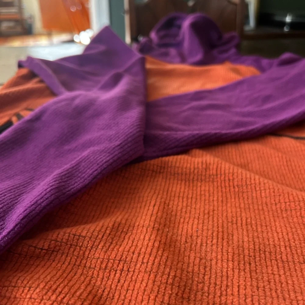 Melanzana Fleece Microgrid Pullover - Picture 6 of 7